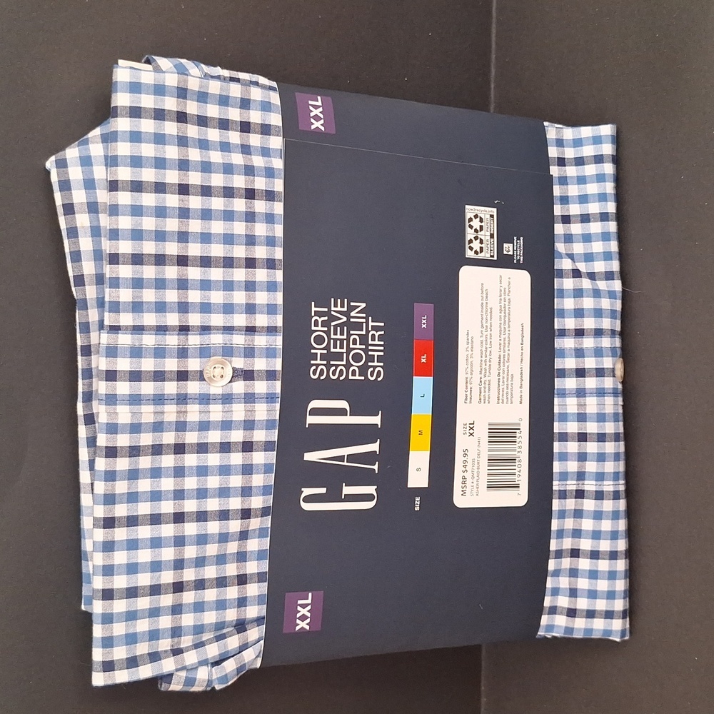 NWT - GAP short sleeve shirt - Picture 2 of 4
